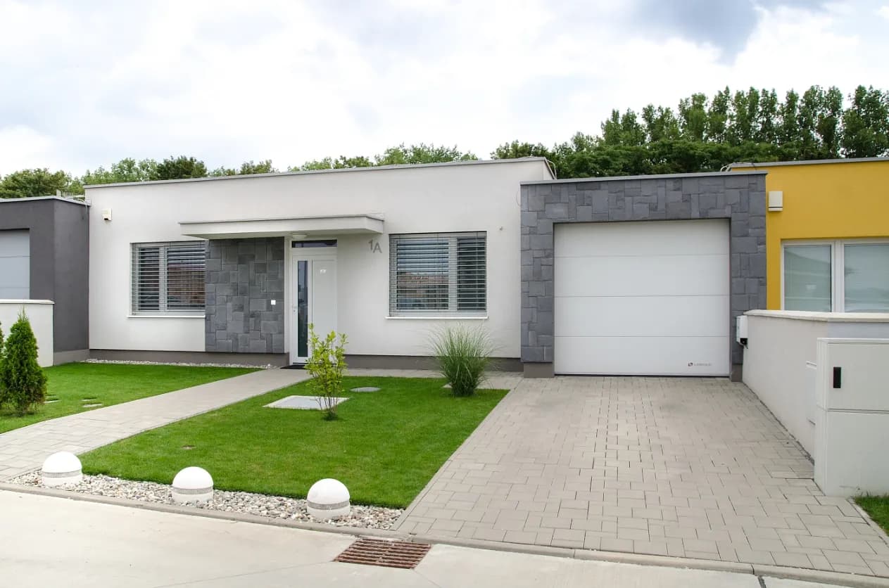 Cleft slate grey