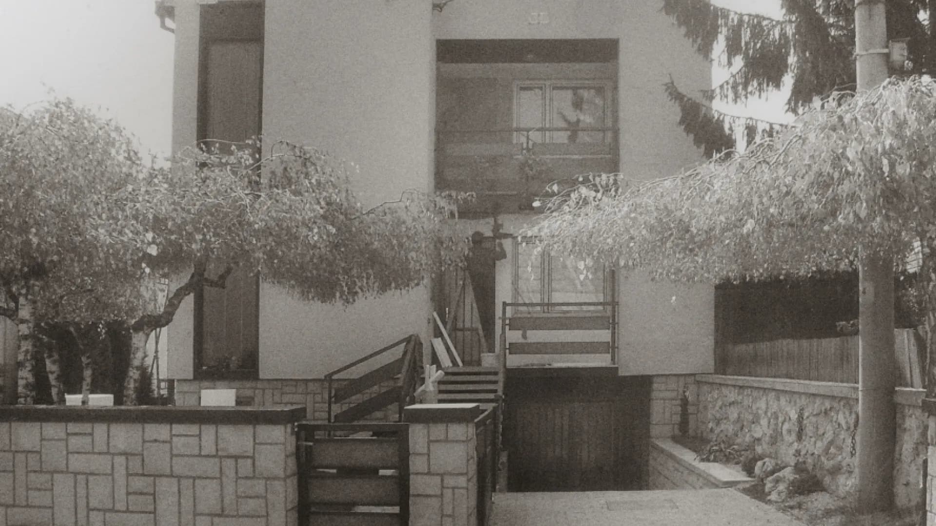 1981 A kezdetek még a szocializmusban.