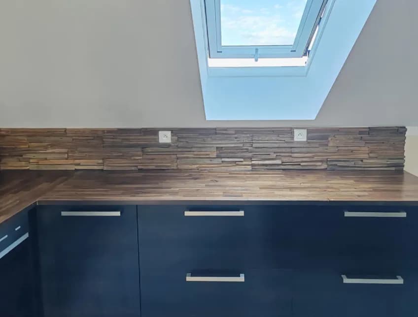 WOOD